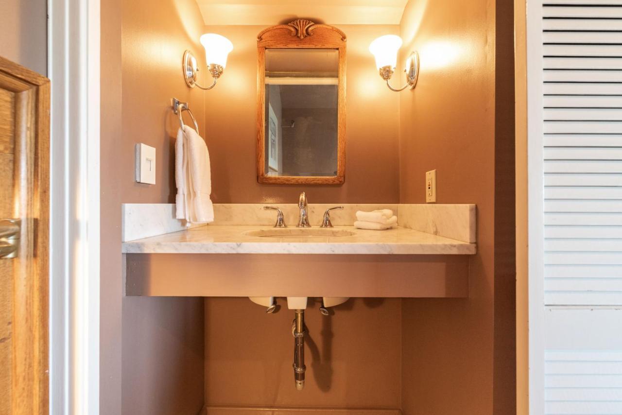 Seattle Gaslight Inn 외부 사진