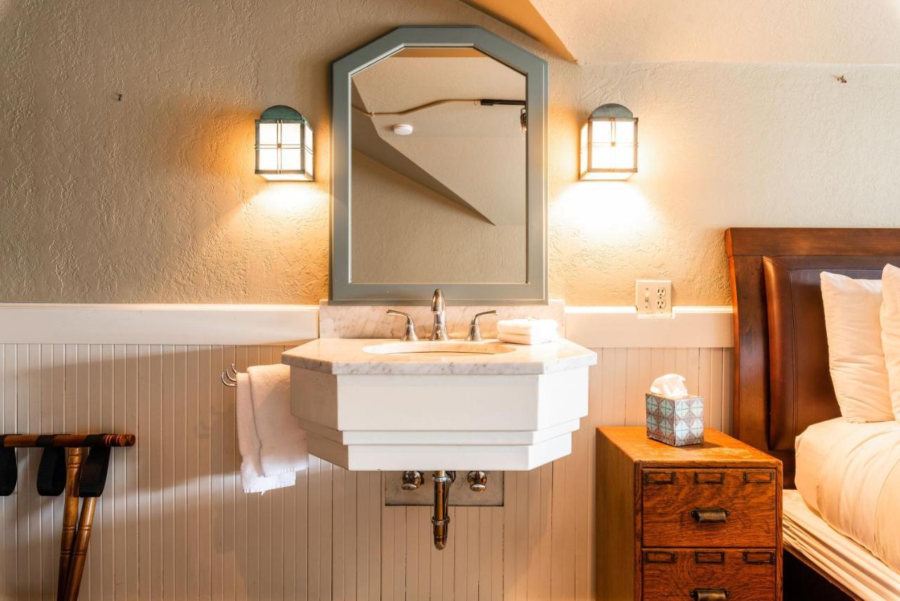 Seattle Gaslight Inn 외부 사진